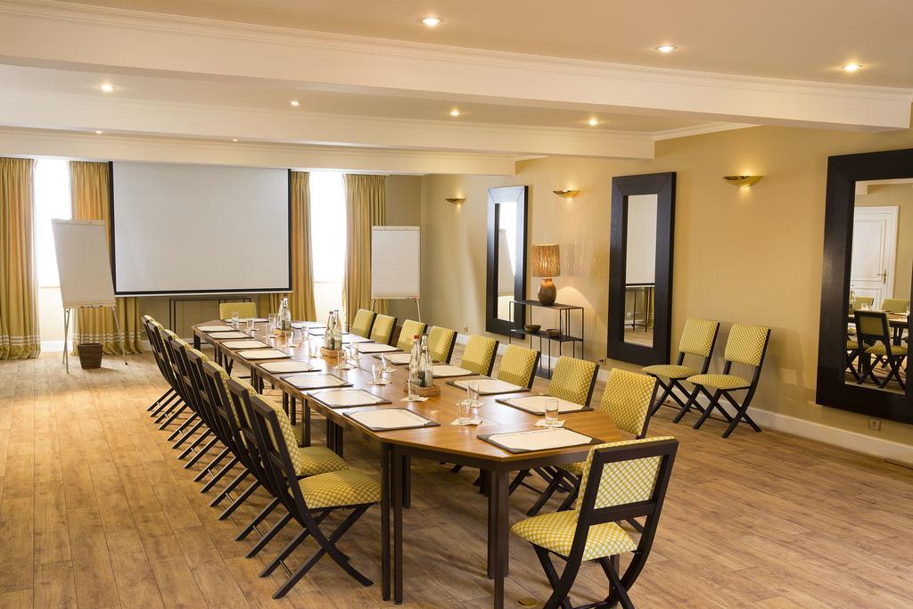 Hotel De France Angerville  ภายนอก รูปภาพ