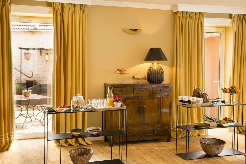 Hotel De France Angerville  ภายนอก รูปภาพ